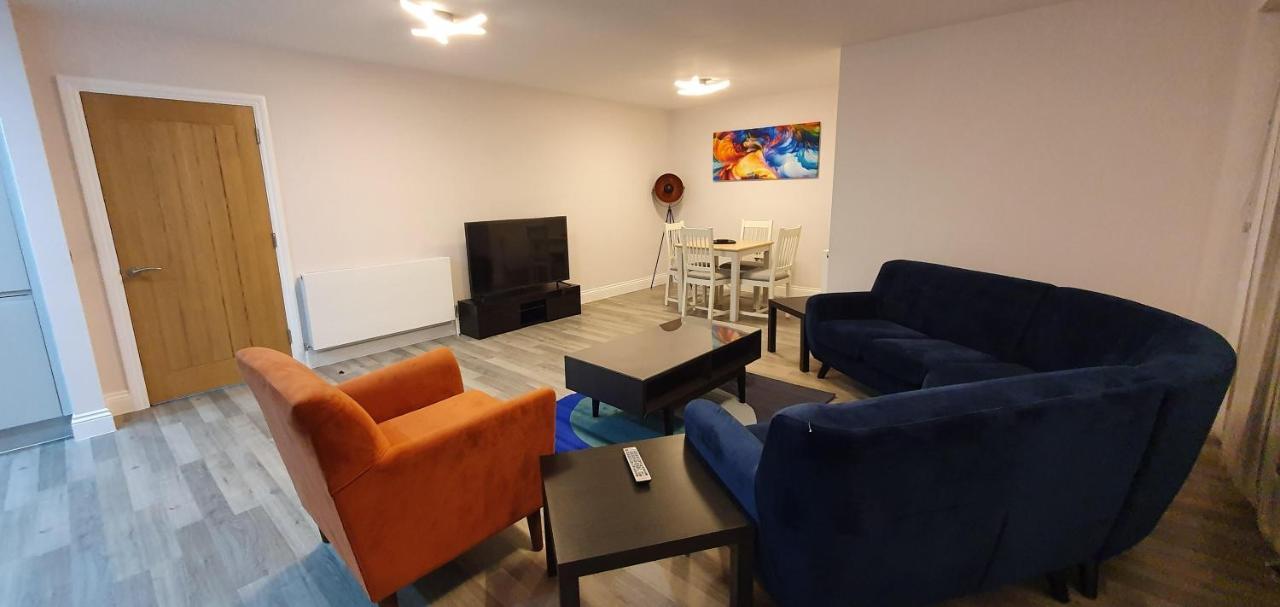 Garland Modern Spacious Apartment, Brentwood 1 Εξωτερικό φωτογραφία